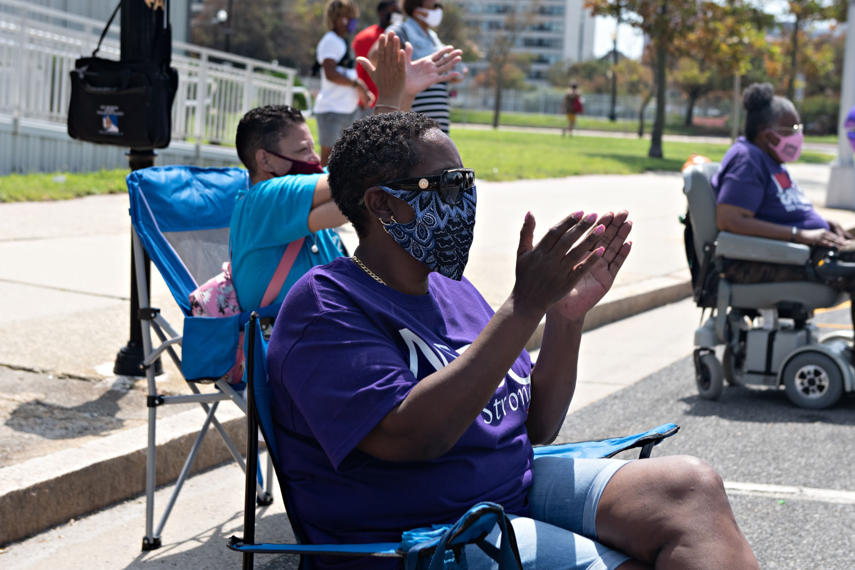 080920_nws_carparade